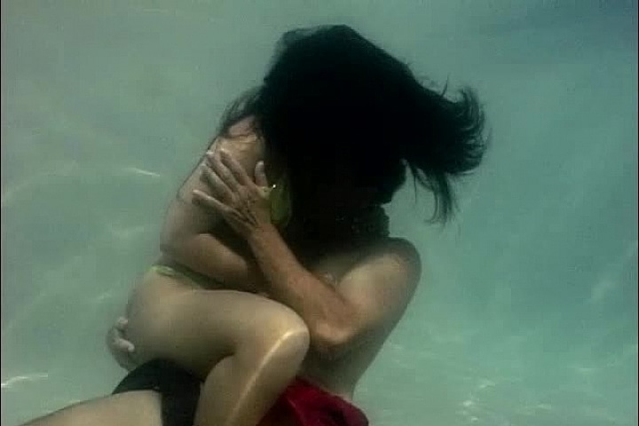 Underwater sex in Xian